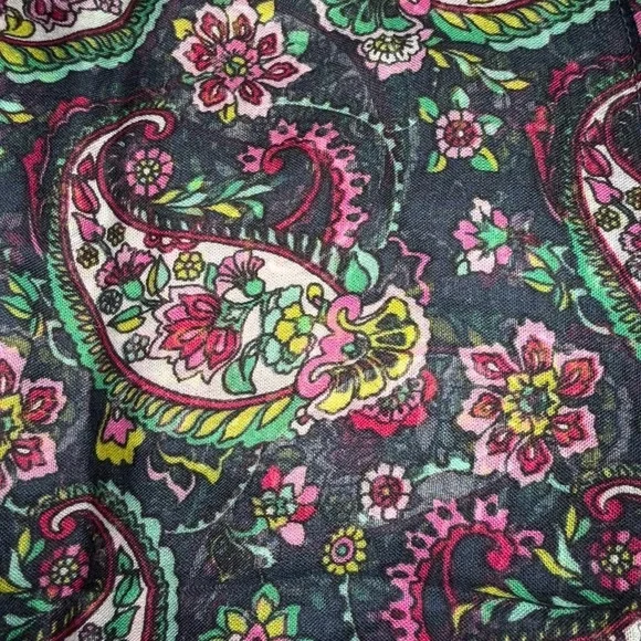 Vera Bradley Soft Fringe Scarf Shawl in Petal Paisley - Picture 2 of 4